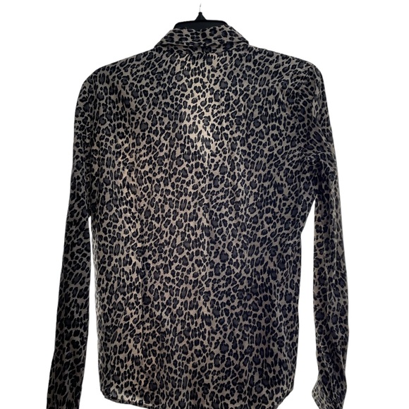 Lauren Ralph Lauren women’s long sleeve cotton blouse in leopard print - Picture 4 of 4